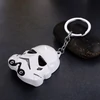 Kép 1/2 - Star Wars Rohamosztagós Kulcstartó Fehér