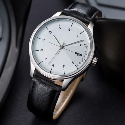 Yazole 502 Karóra Fekete Szíjjal Fehér Számlappal