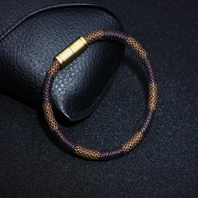 Fonott Spirál Karkötő Barna